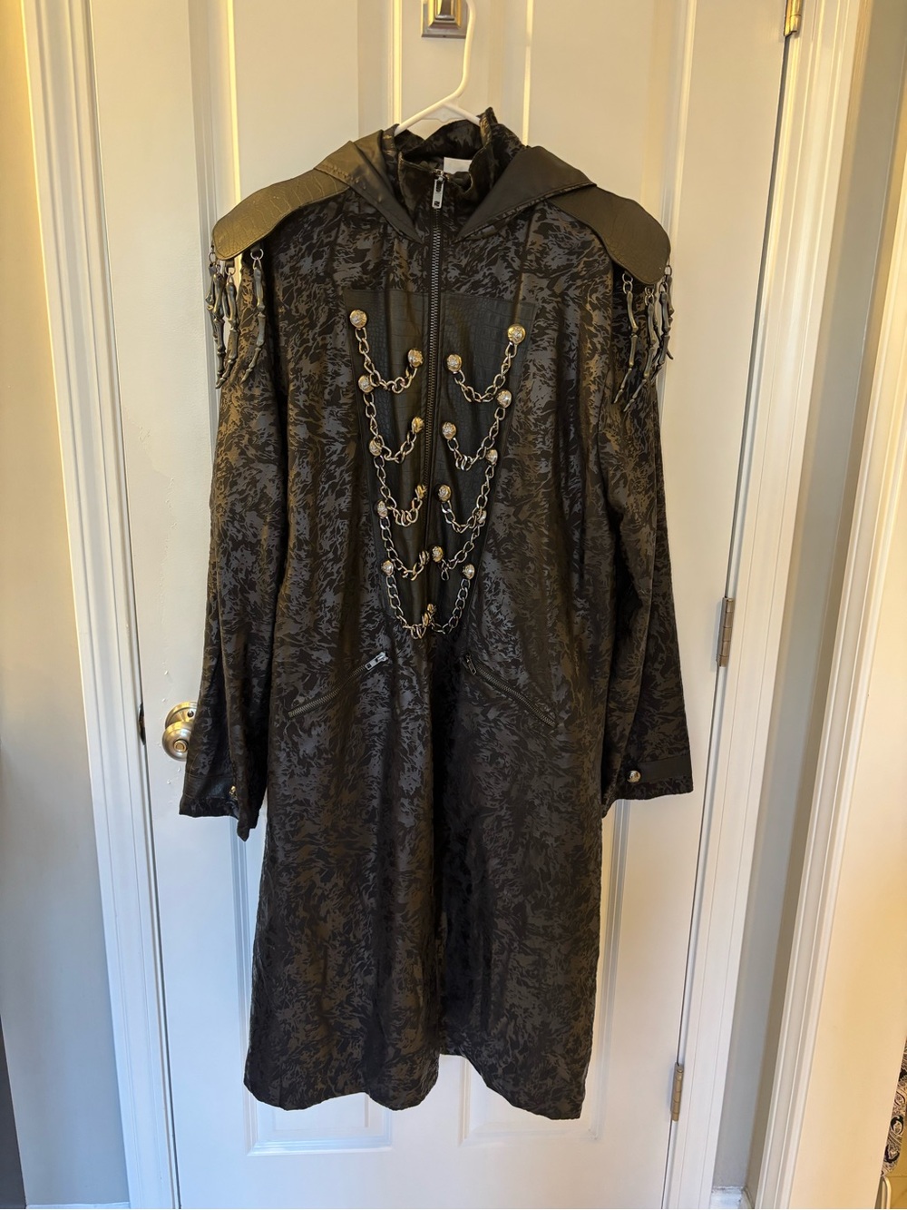 ๐Spirit (XL) Black Gothic Hooded Jacket with Bone Charm Shoulder๐